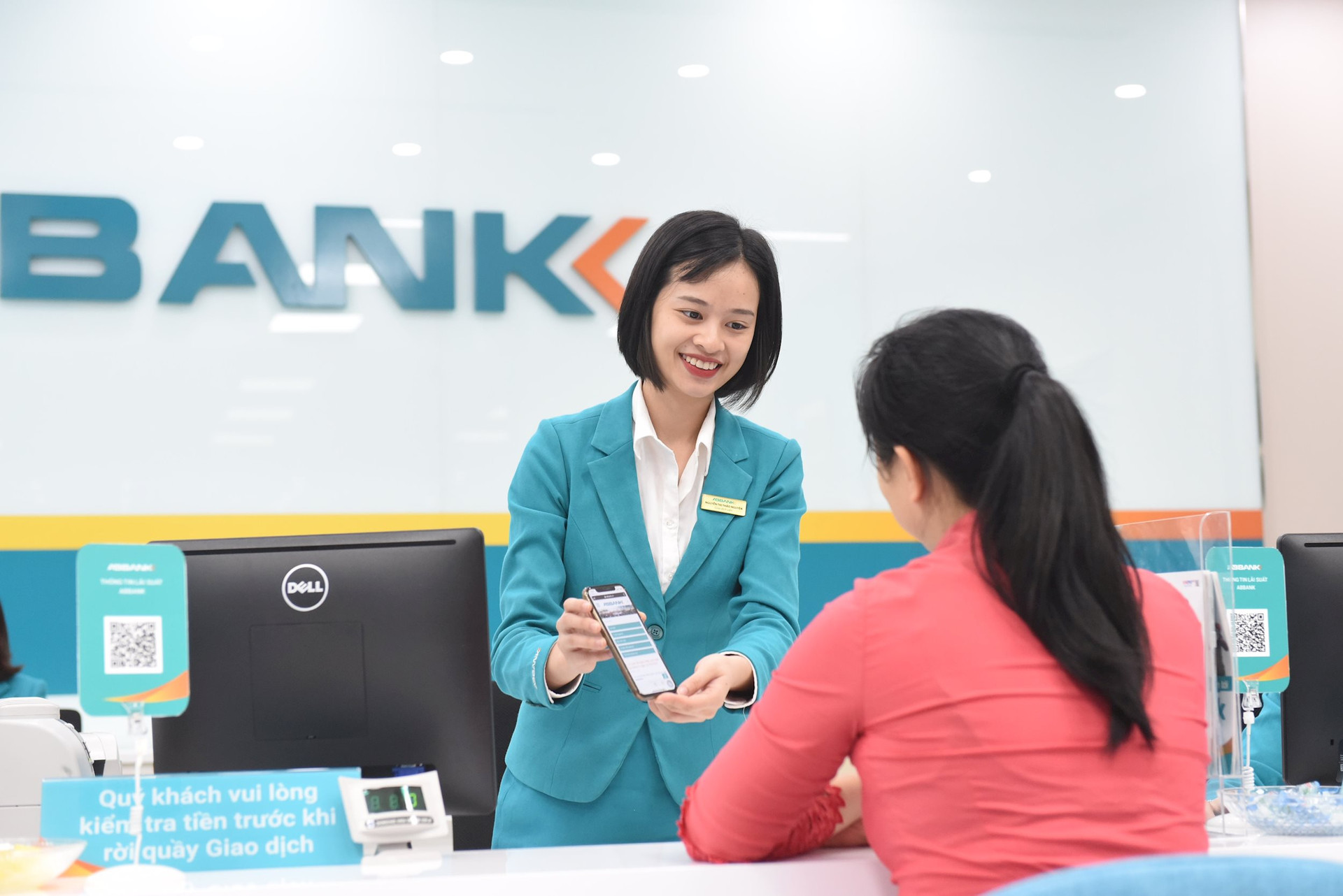 Liên hệ với ABBank khi có thắc mắc