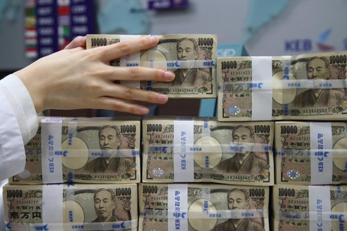 Mua bán tiền yên Nhật tại một số ngân hàng có phí rẻ nhất.