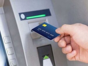 Phí rút tiền bằng thẻ ATM Agribank dao động từ 1.500 đến 40.000 VND/lần