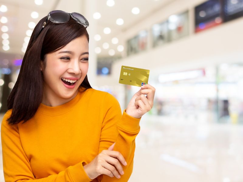 Làm thẻ Sacombank Online có điều kiện và thủ tục đơn giản