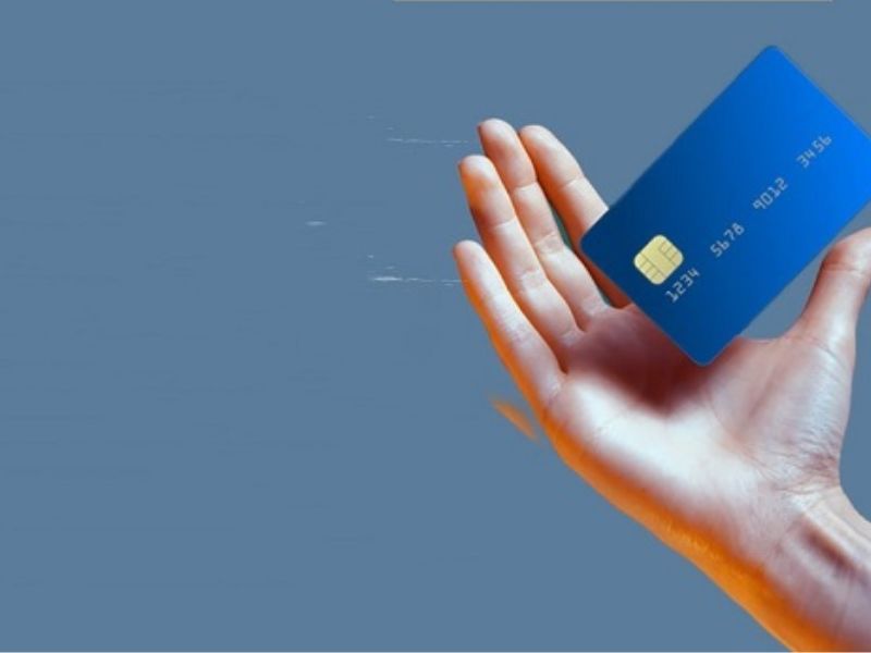 Thẻ Sacombank có nhiều ưu điểm vượt trội, được nhiều khách hàng tin dùng