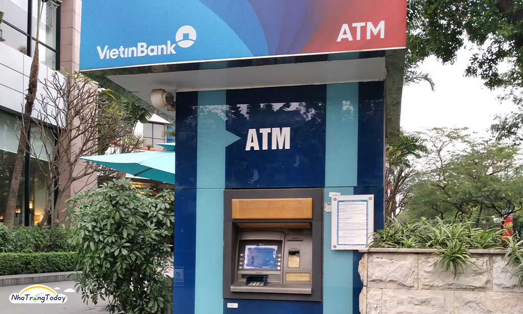 ATM của Vietinbank không chỉ hiện đại và hữu ích, mà còn đem đến cho khách hàng những trải nghiệm mới