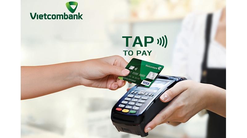 Sử dụng thẻ ngân hàng Vietcombank mang đến rất nhiều ưu điểm và tiện ích