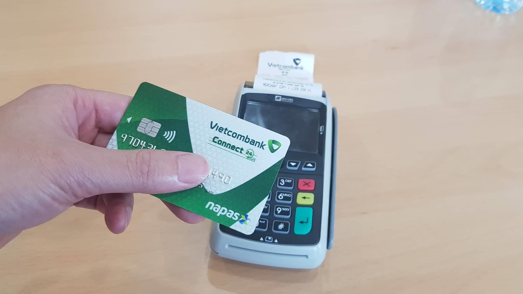 Lưu ý khi đổi thẻ từ sang thẻ chip Vietcombank.