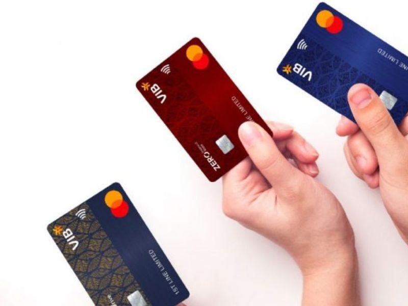 Ngân hàng VIB cung cấp đến khách hàng nhiều loại thẻ tín dụng tích lũy điểm thưởng