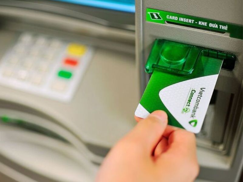 Tra cứu số tài khoản tại cây ATM cực nhanh chóng chỉ với 6 bước