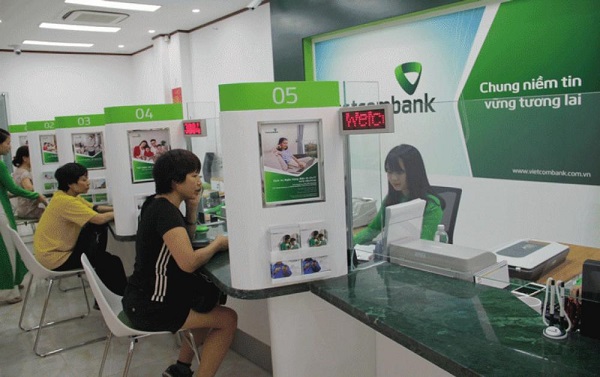 Vay tín chấp Vietcombank có cần minh chứng thu nhập 