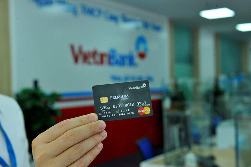 Cần những yếu tố gì để mở thẻ đen Vietinbank?