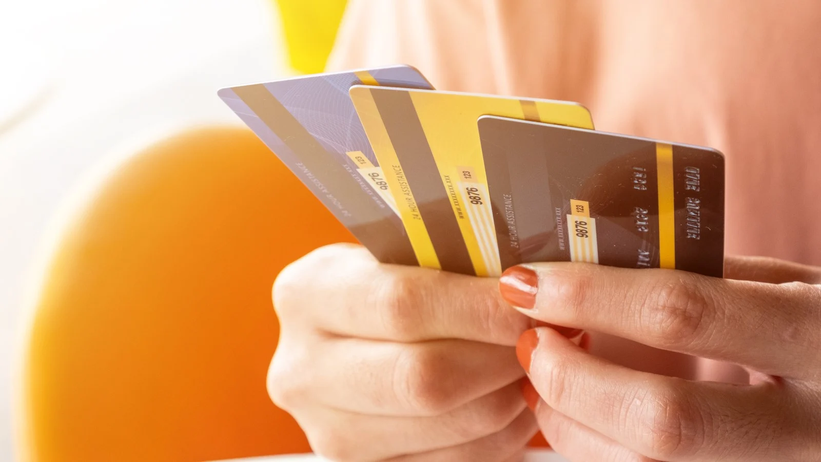 Có thể dùng thẻ tín dụng rút tiền mặt được không?