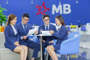 Có nên đăng ký dịch vụ mở tài khoản MB Bank không?