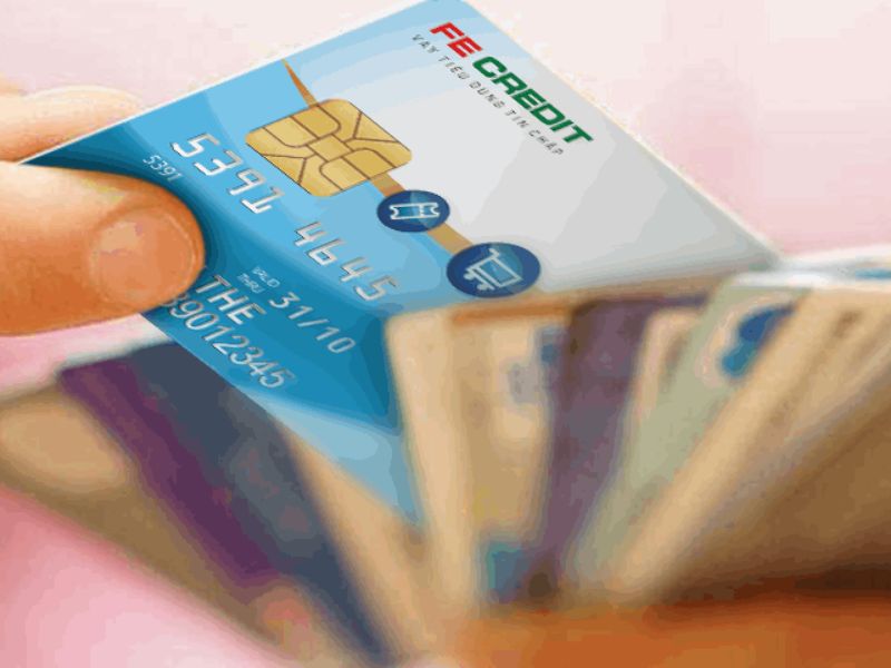 Khi tra cứu thẻ tín dụng FE khách hàng cần lưu ý đến nhiều vấn đề