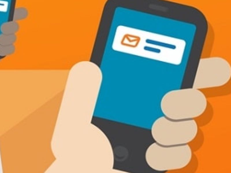 Khách hàng có thể thực hiện tra cứu hợp đồng FE thông qua SMS