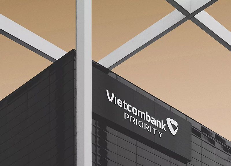 Thẻ đen Vietcombank Priority có rút được tiền không?