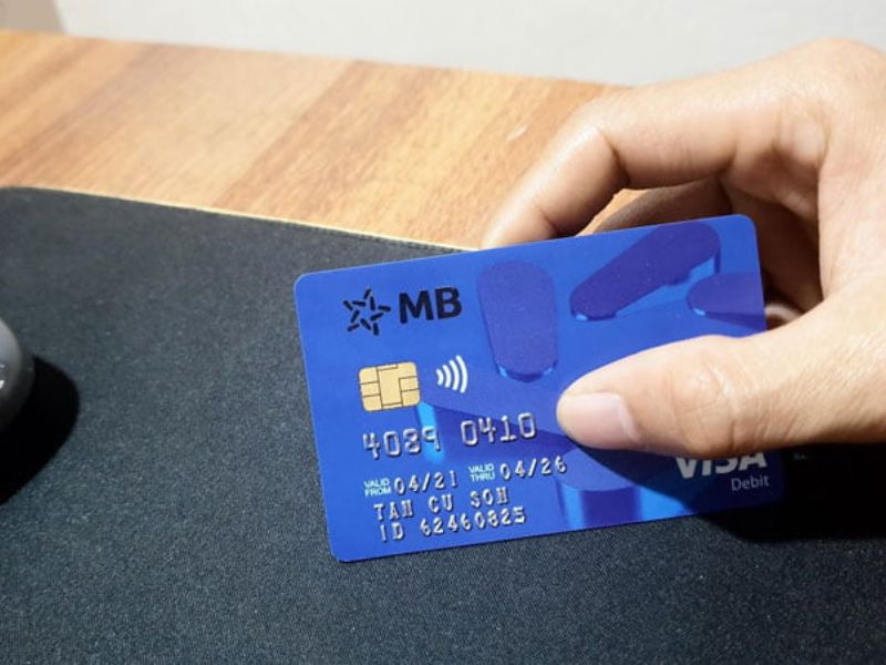 Ngân hàng MB Bank là nơi cho phép khách hàng đăng ký thẻ ATM Online không mất phí