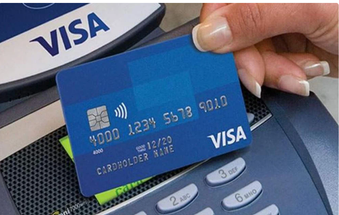 Có nên mở thẻ visa không?